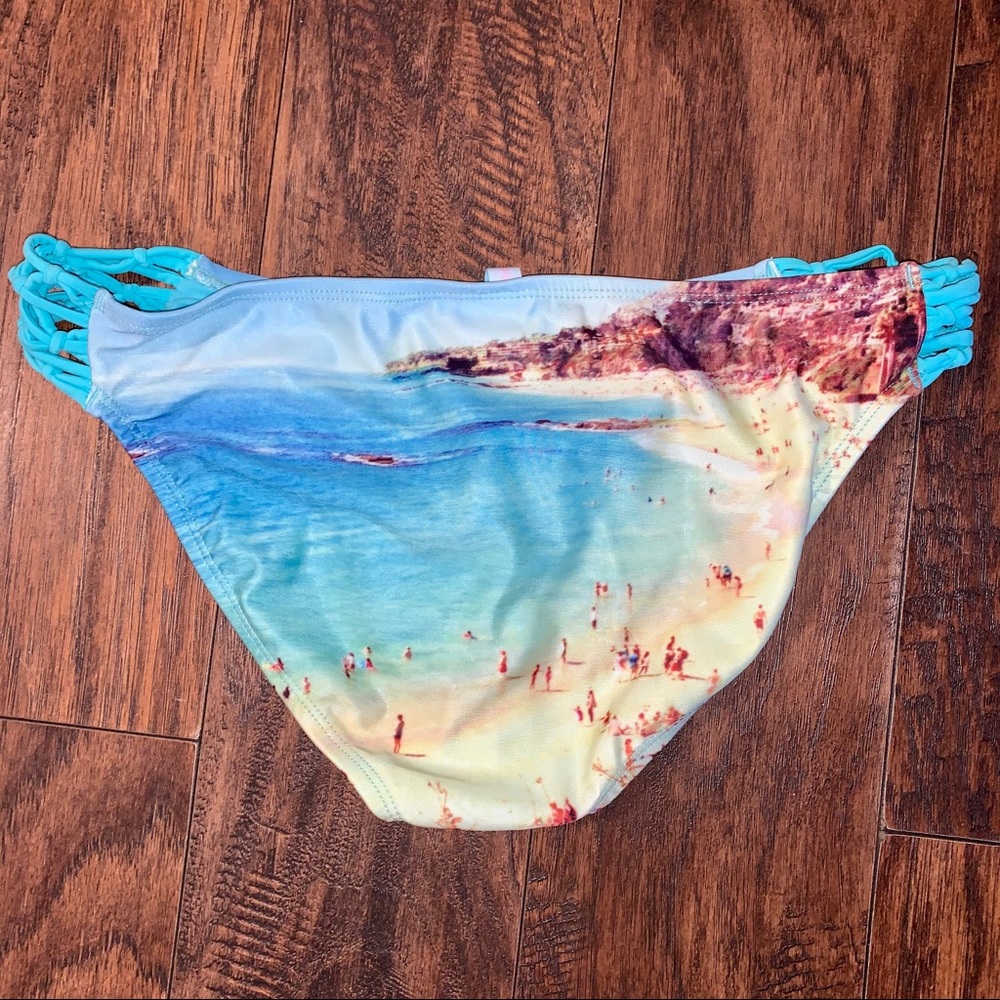 Bottom piece island design